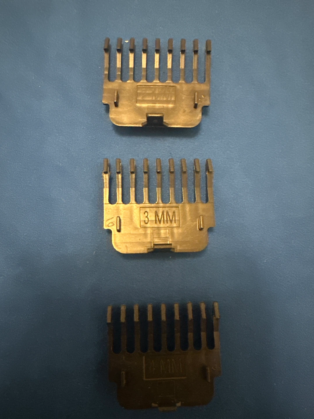 Dragon Engraved T-Blade Hair Trimmer with 2nm,3mm,4mm Guards - photo 2