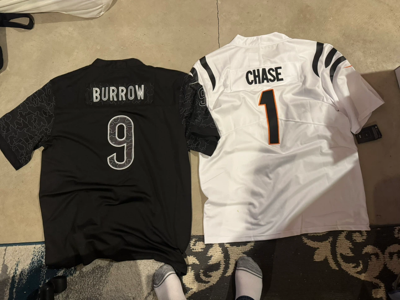 Xl Joe burrow and Jamar Chase NFL jerseys - photo 2