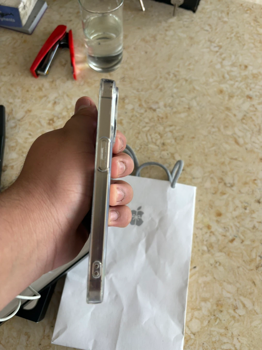 Apple iPhone 13 Pro 256 go gold - photo 3