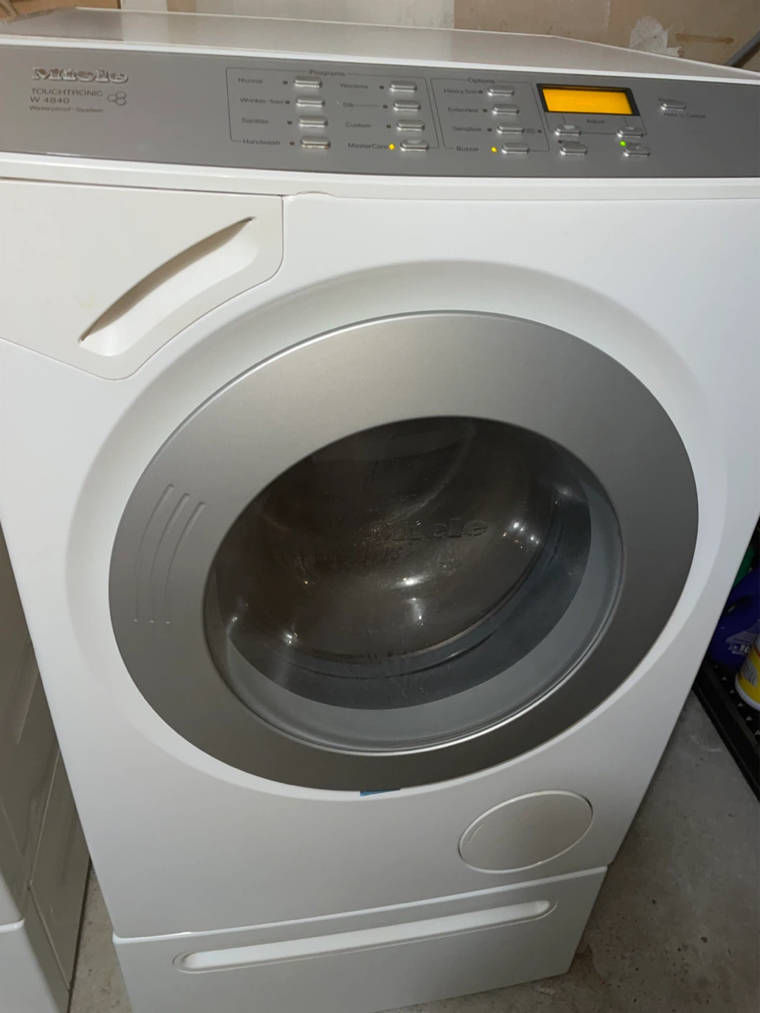 MIELE WASHING MACHINE