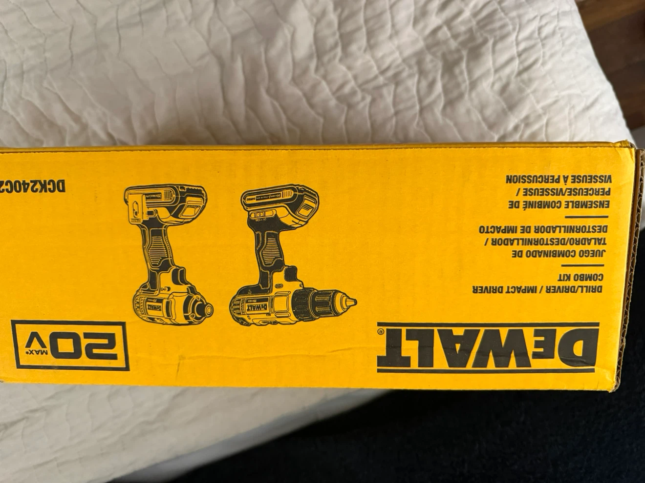 DeWalt 20V MAX Cordless Drill/Driver and Impact Driver Combo Kit - photo 2