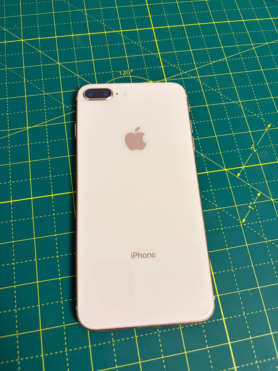 Apple iPhone 8 Plus Rose Gold - photo 2