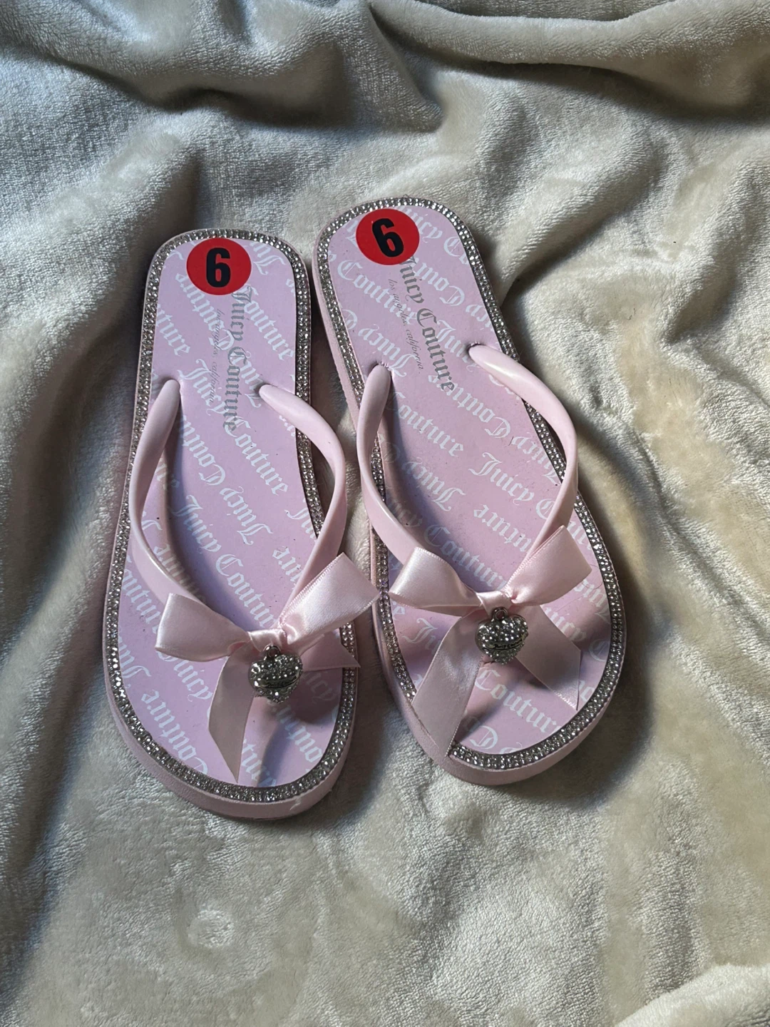 Juicy Couture Pink Flip Flops Size 6