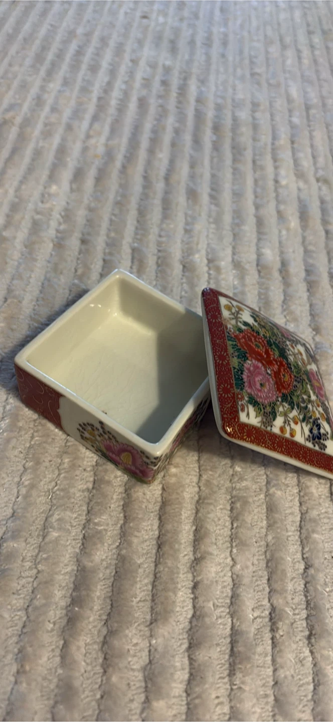 Satsuma Japan Ceramic Trinket Box - photo 3