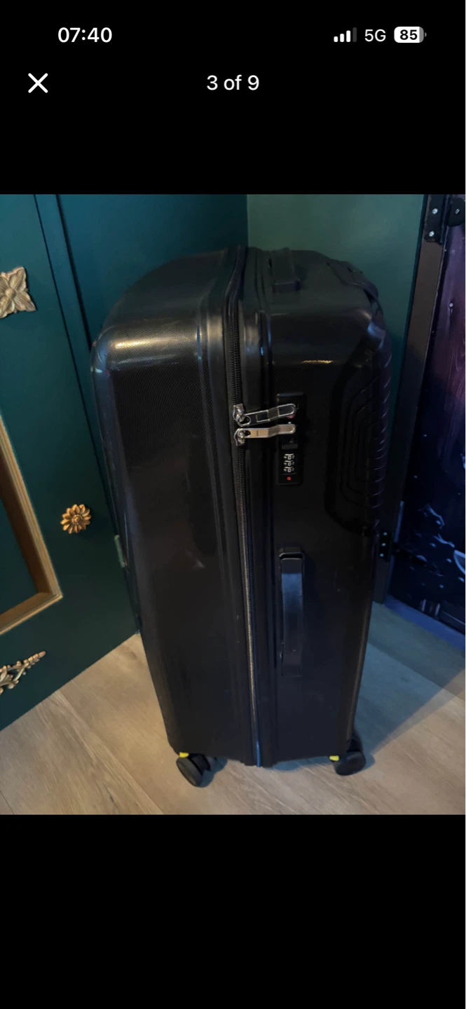 Black Hardside Spinner Luggage - photo 3