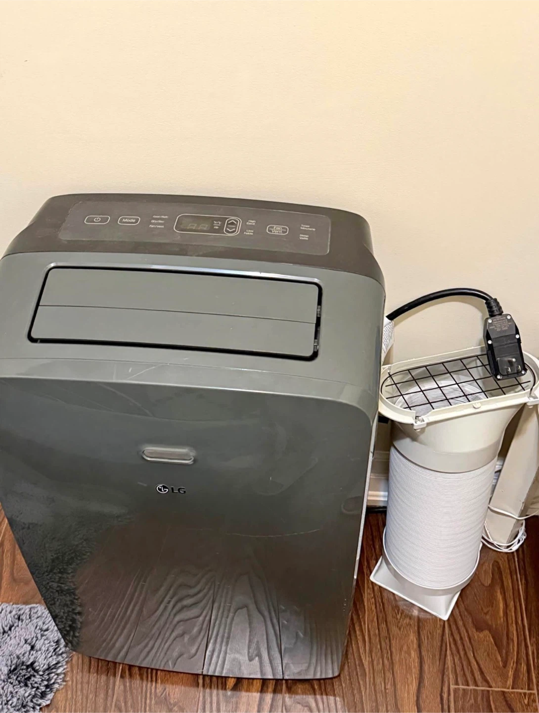 LG Portable Air Conditioner