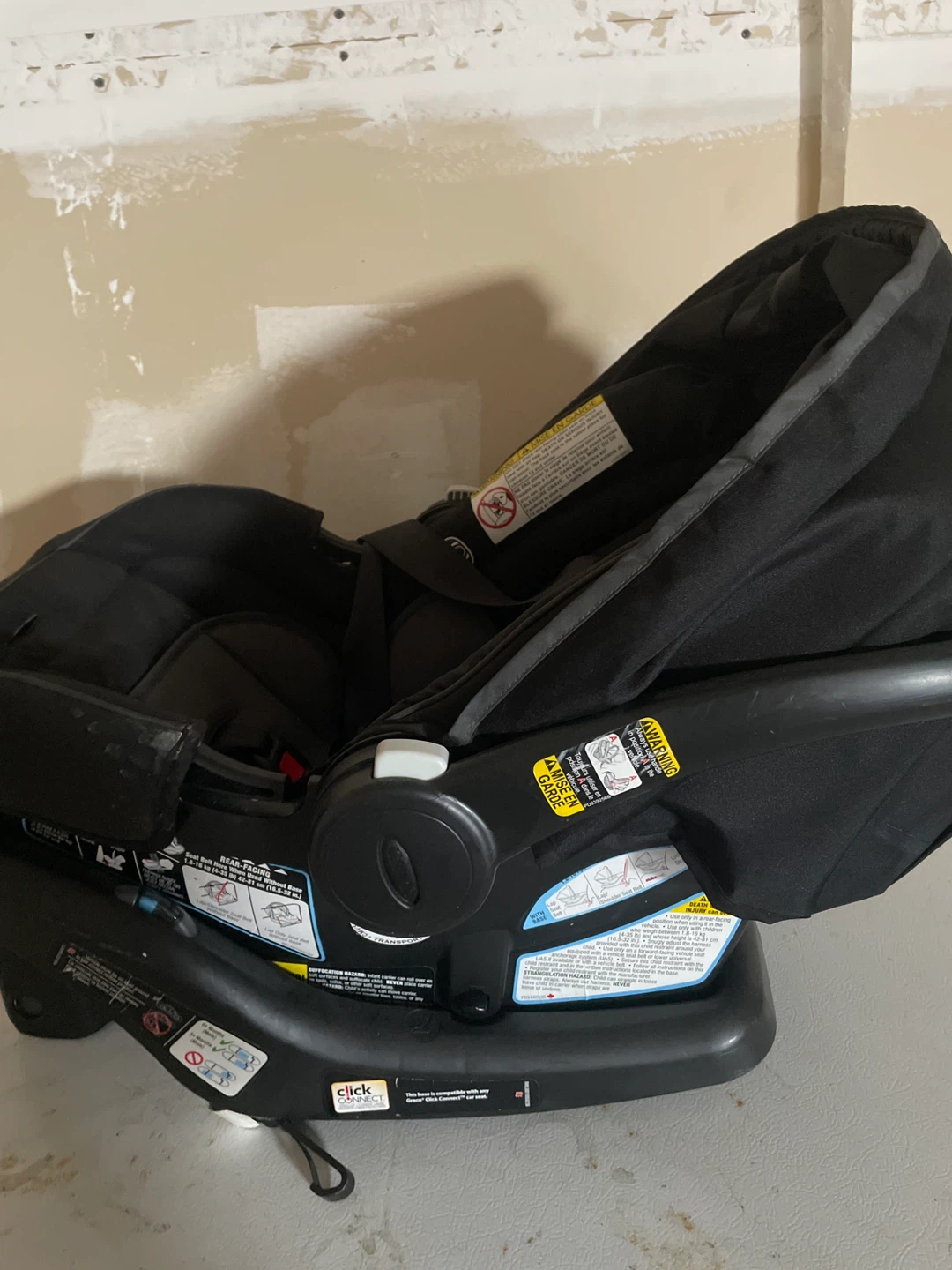 Graco SnugRide 35 Lite LX Infant Car Seat - photo 3