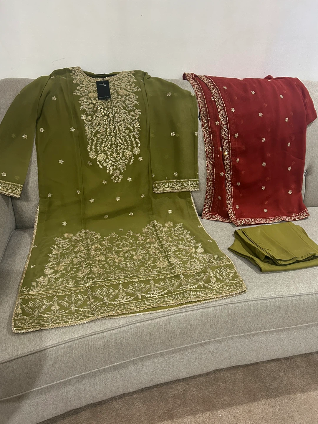 New Asim Jofa Embroidered Kurta with Dupatta - photo 3