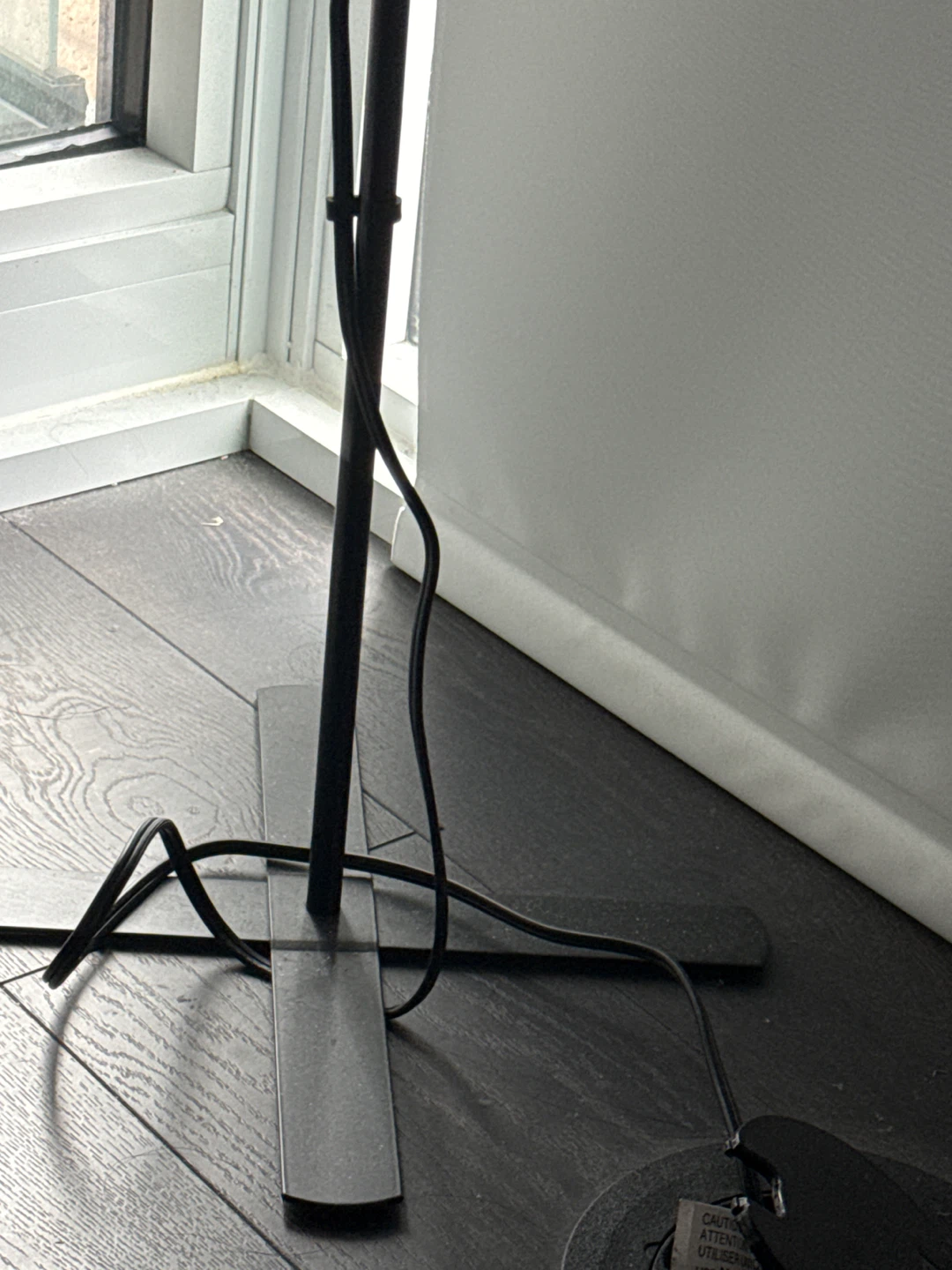 Black Floor Lamp - photo 2