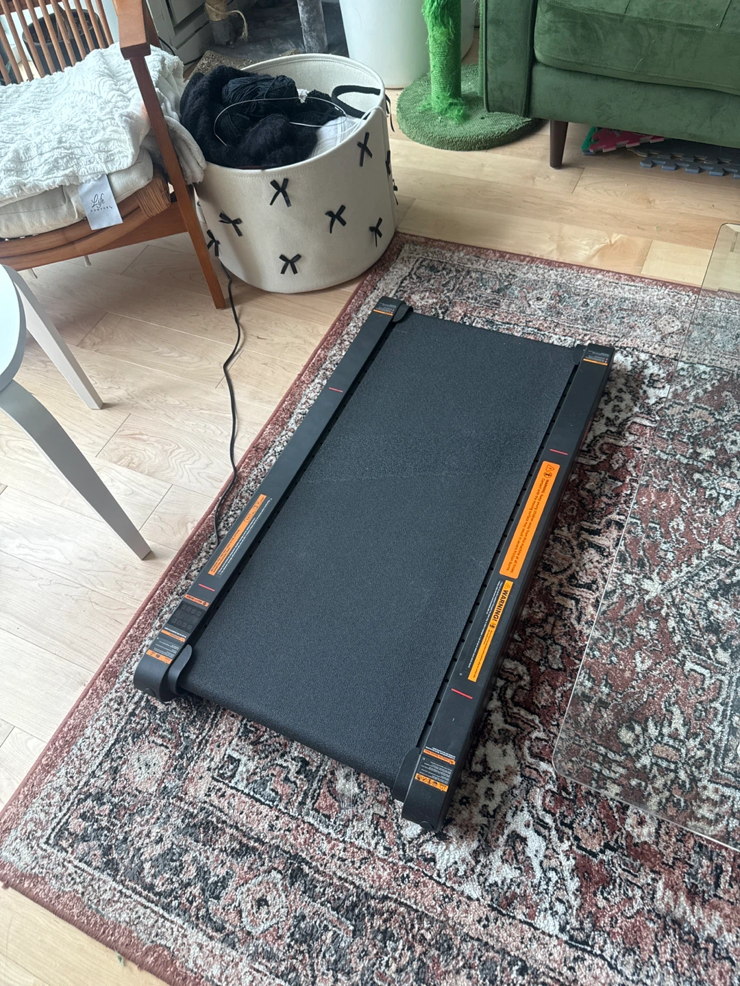 Compact Under-Desk Treadmill/Vibration Plate