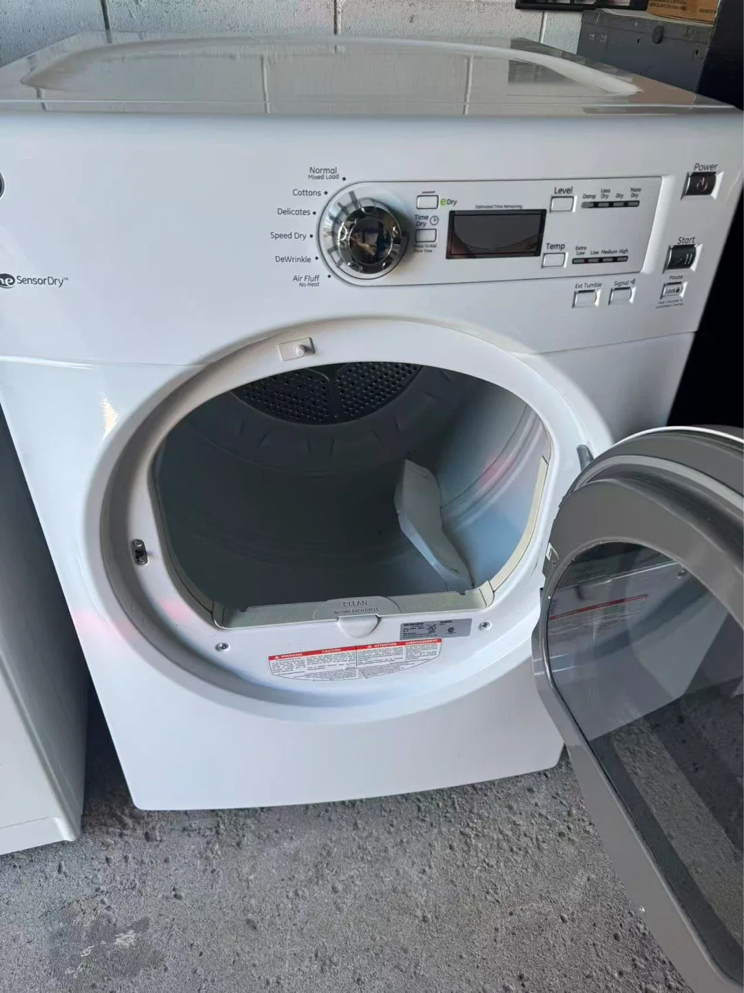 Good condition GE Dryer $250 - photo 3