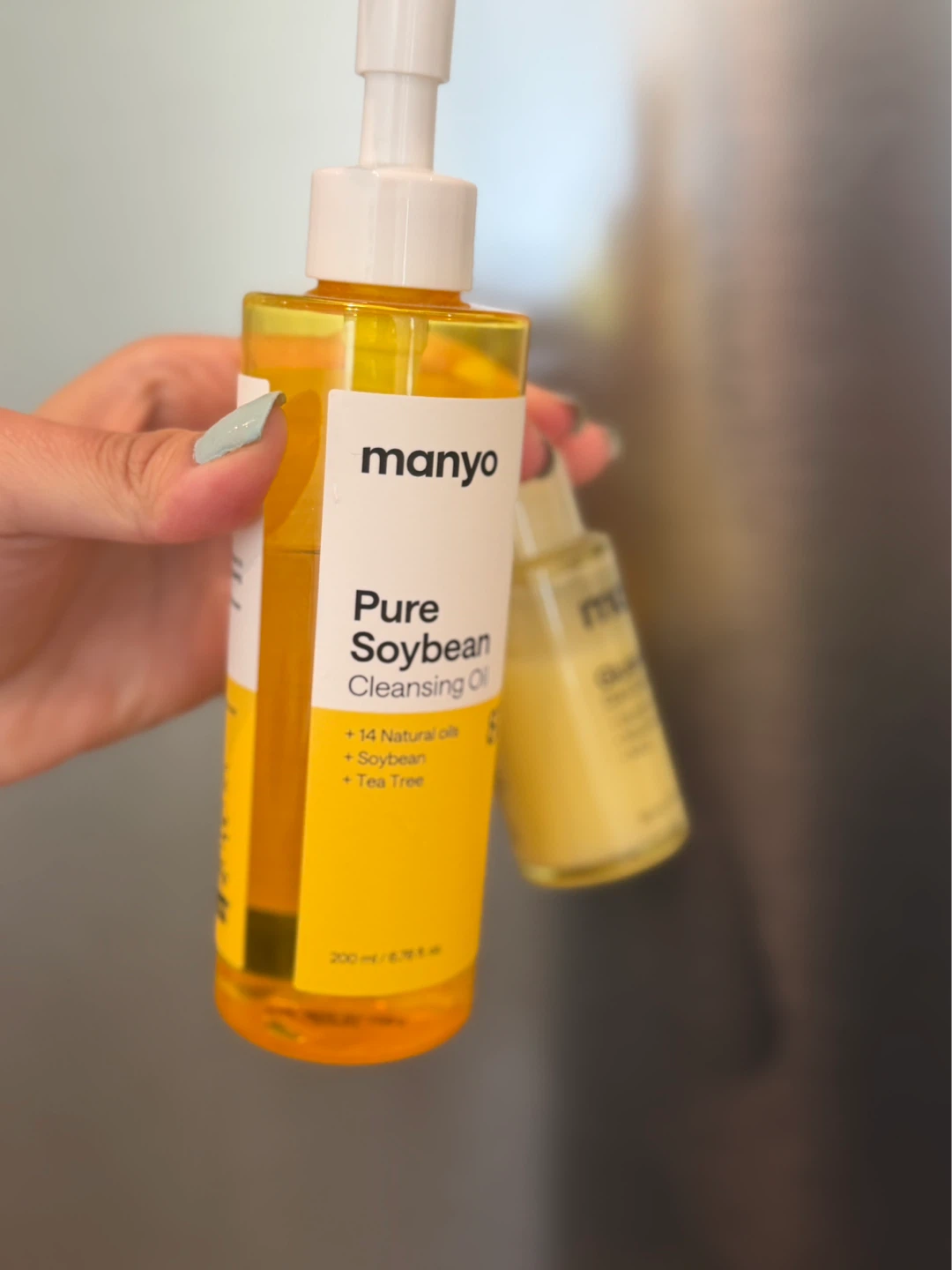 Manyo Pure Soybean Cleansing Oil & Glutathione Dark Spot Serum - photo 2