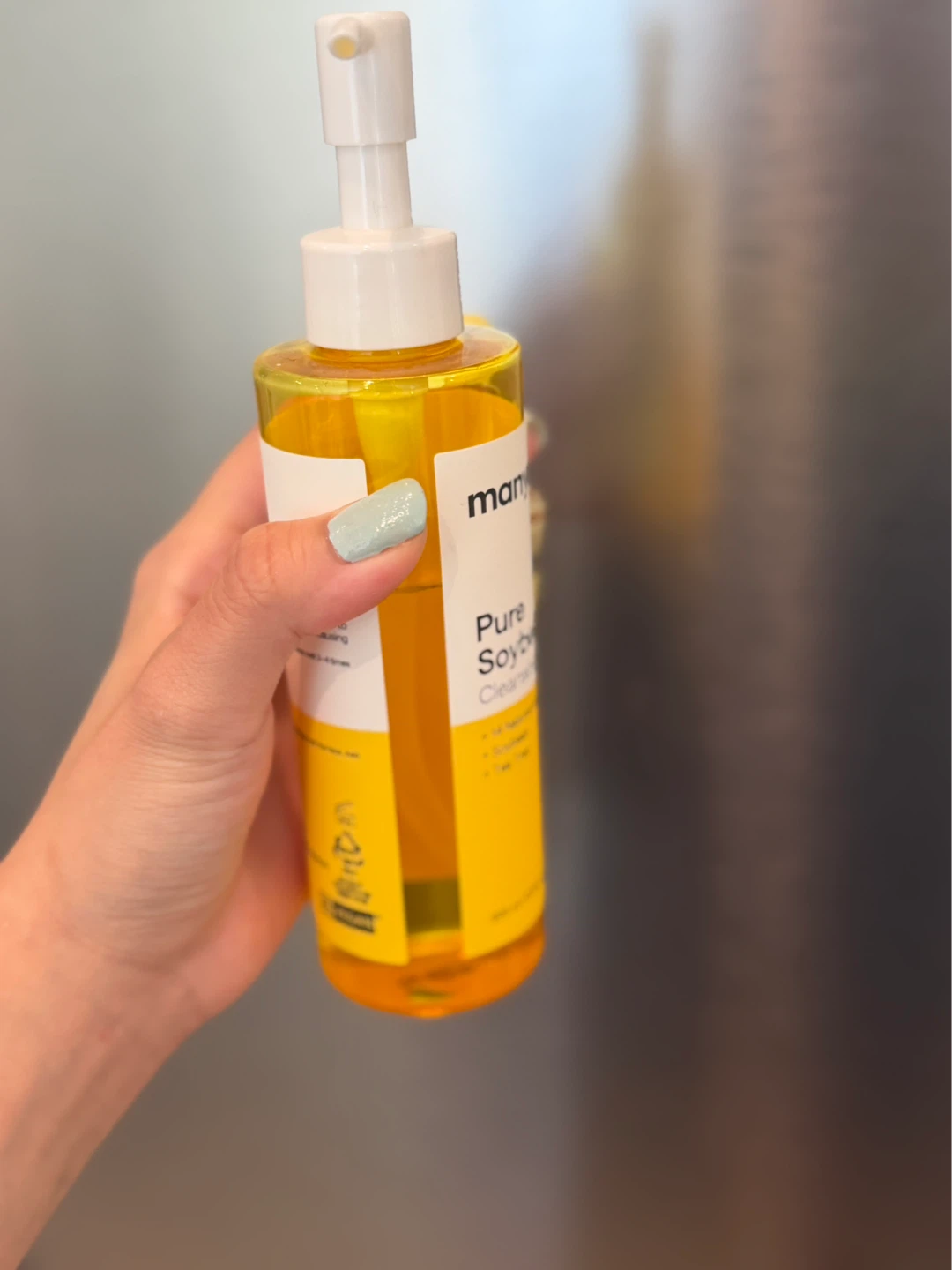 Manyo Pure Soybean Cleansing Oil & Glutathione Dark Spot Serum - photo 3