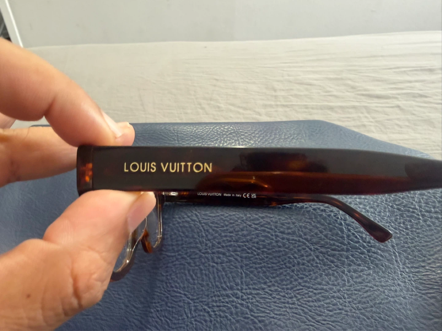 Louis Vuitton Tortoiseshell Eyeglasses - photo 3