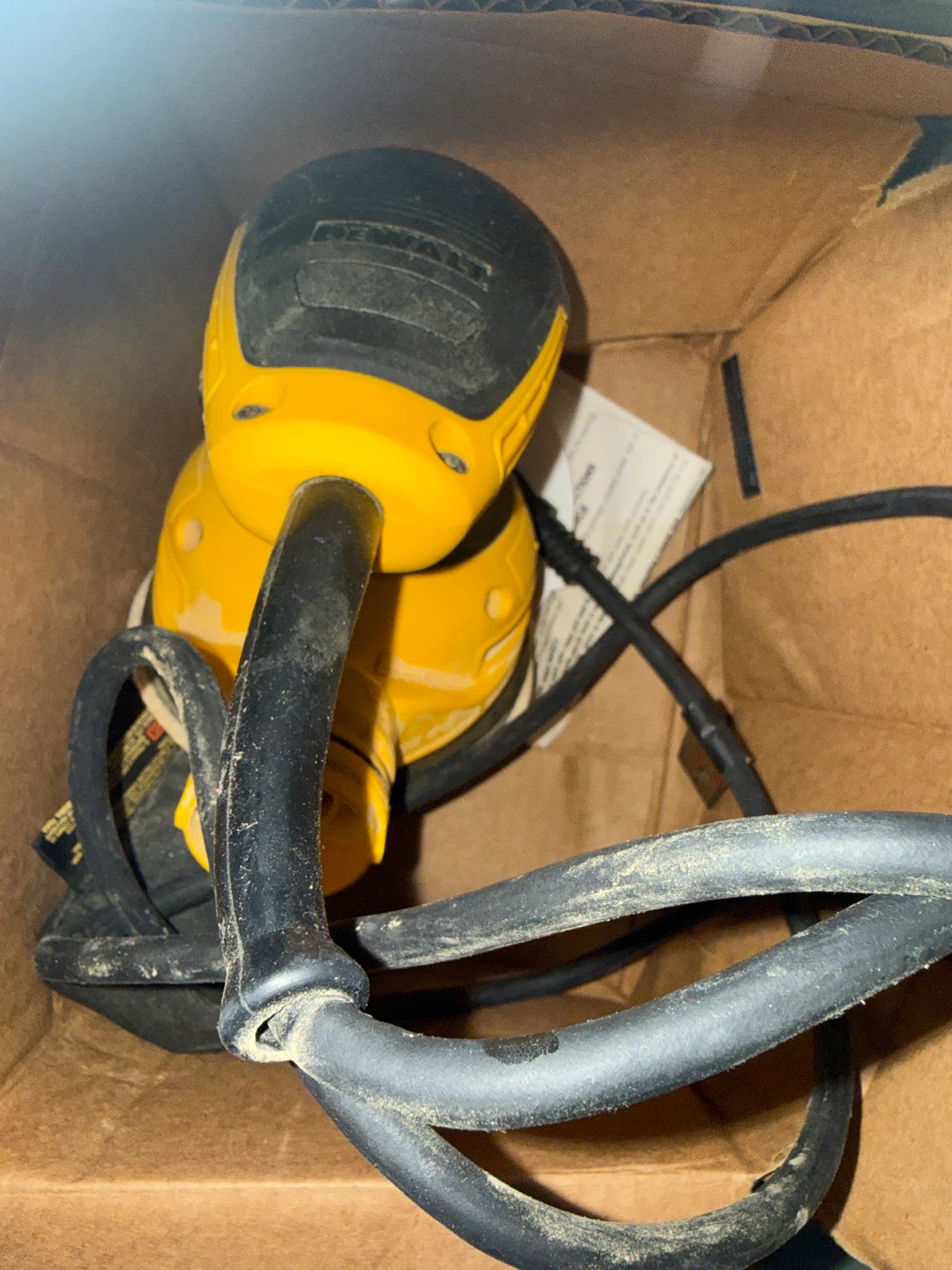 Dewalt 6" Random Orbit Sander Kit DWE6423K - photo 3
