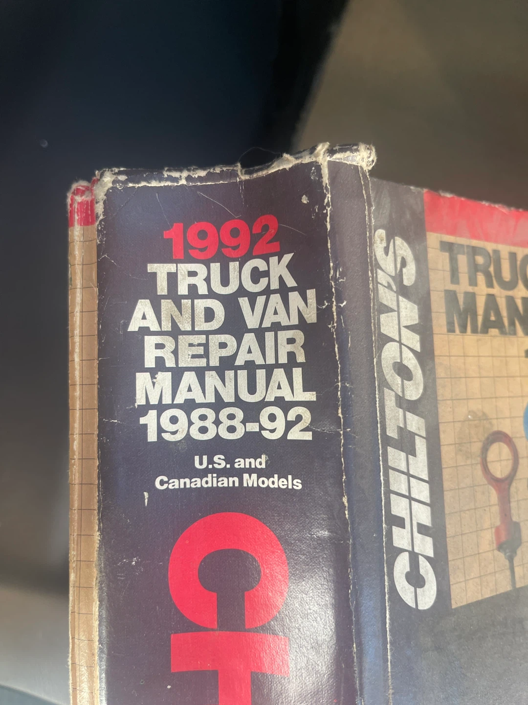 Chilton’s truck and van repair manual 1988 to 1992 Chevrolet GMC - photo 3