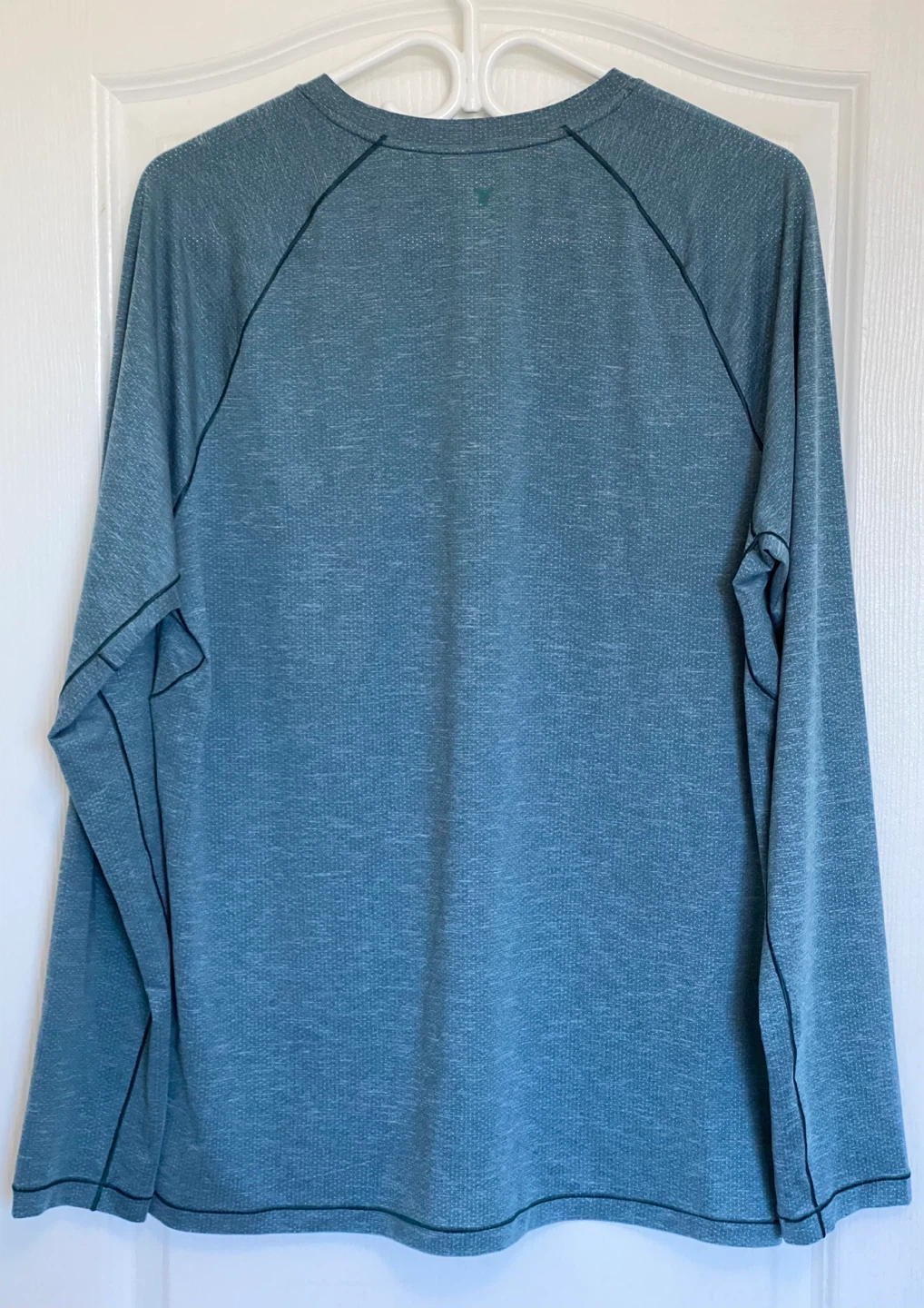 Old Navy Active Long Sleeve Shirt - photo 3