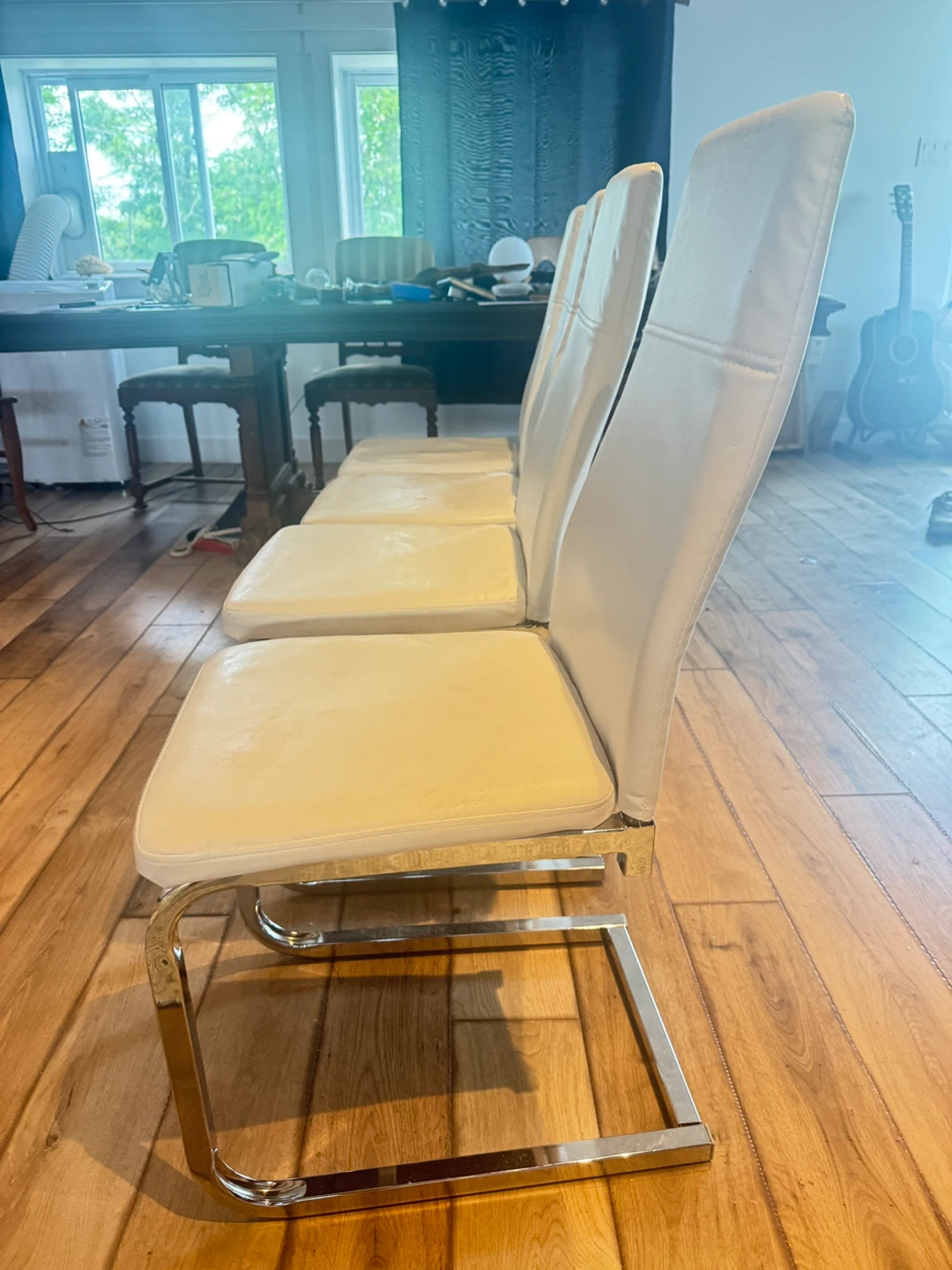 Set of 4 White Dining Chairs - photo 2