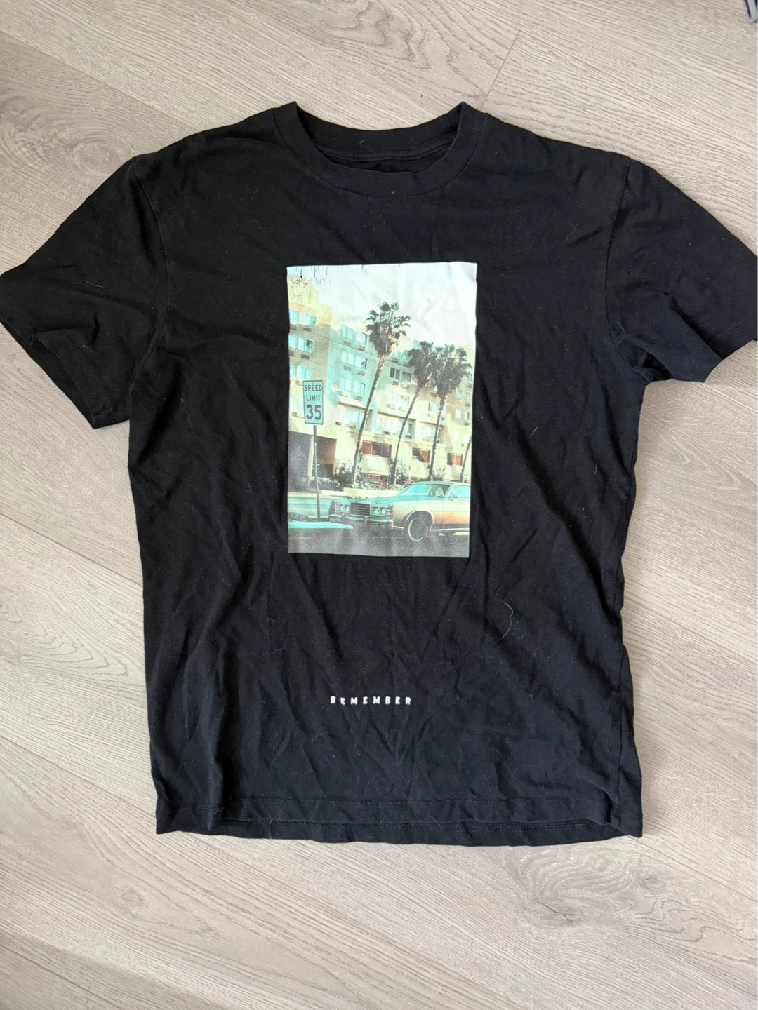 Free Women’s Tops Bundle (S/M) - photo 5