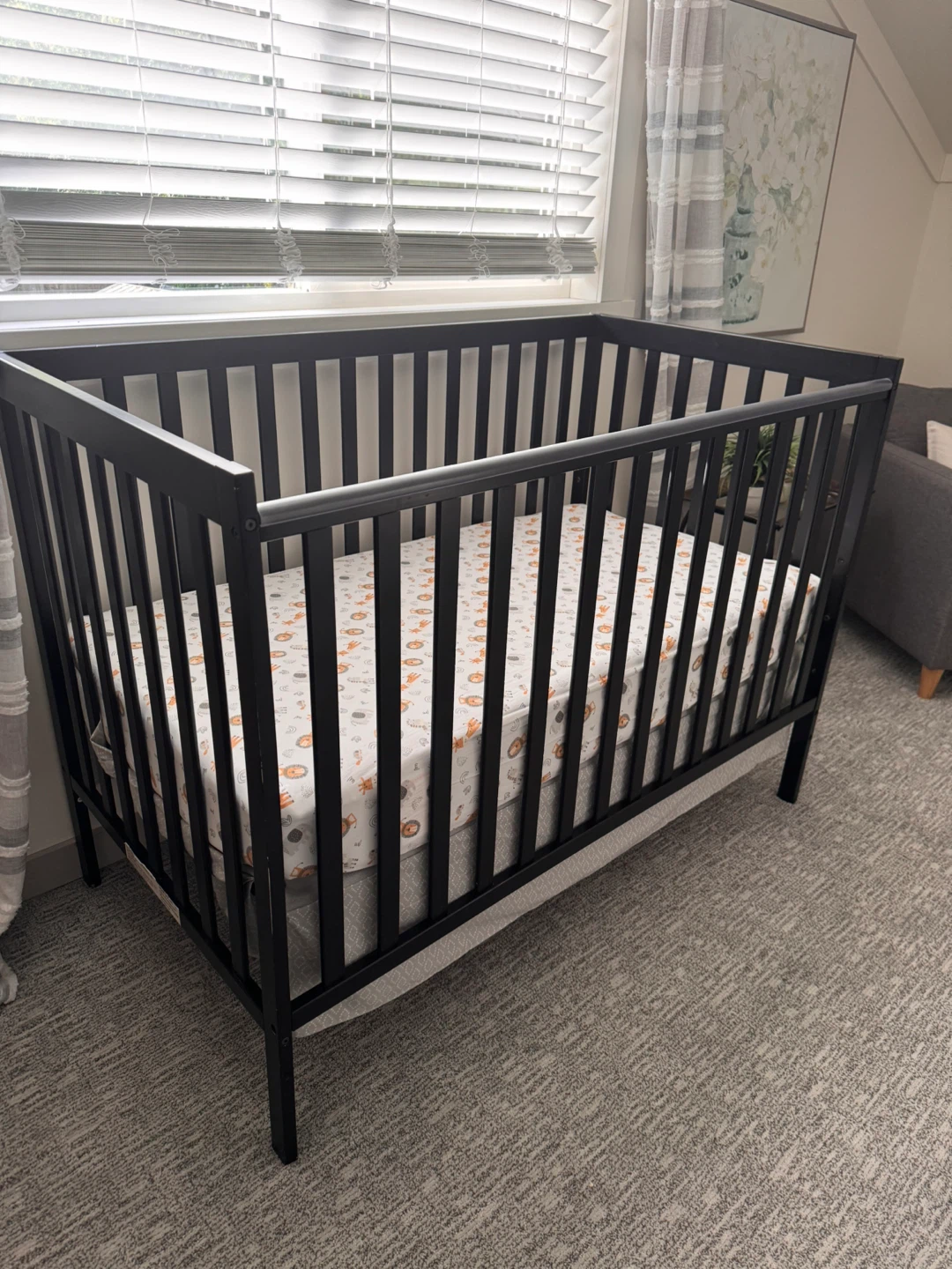 Black Convertible Crib made by JPMA