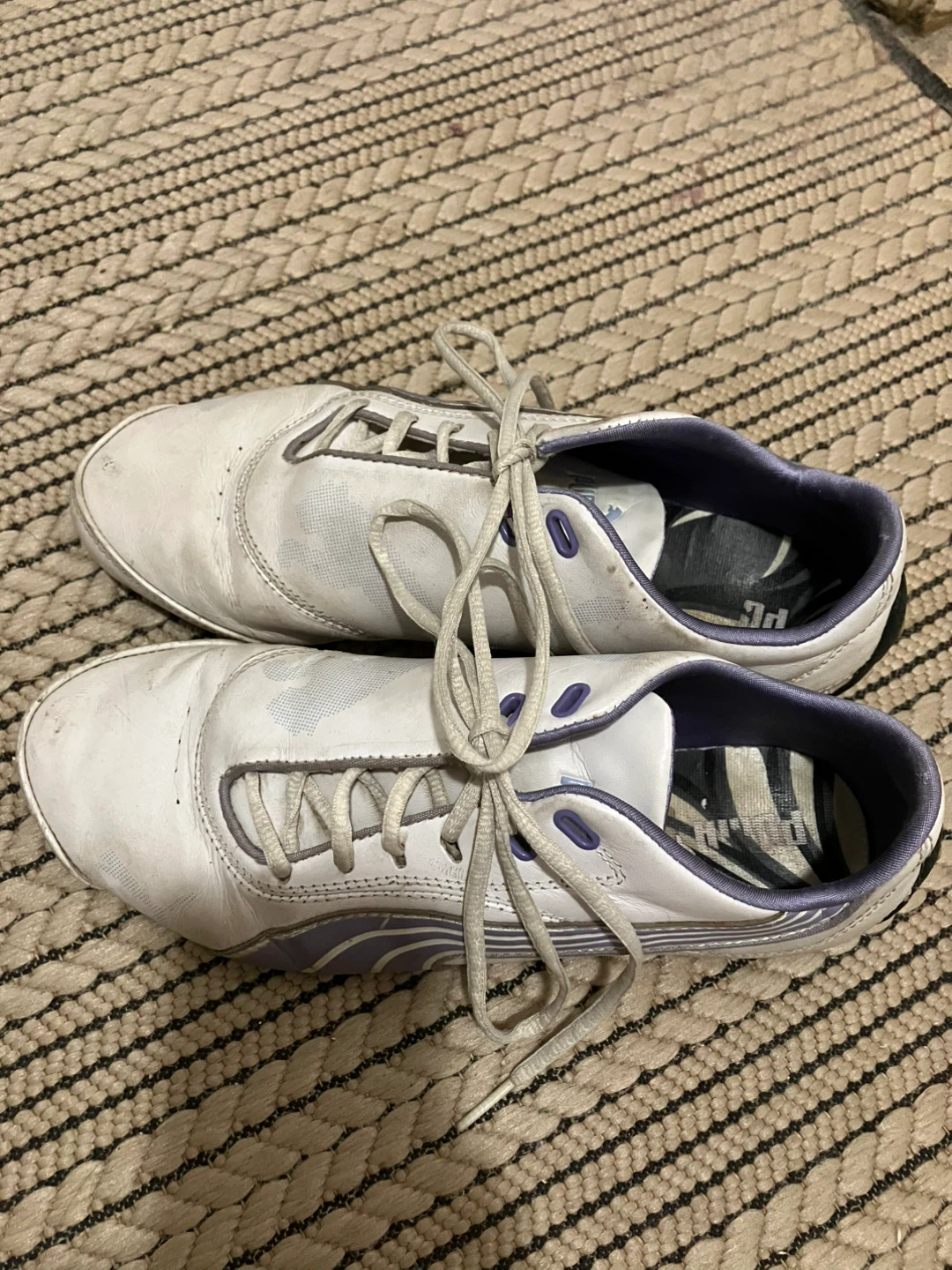 Puma White & Purple Running Shoes