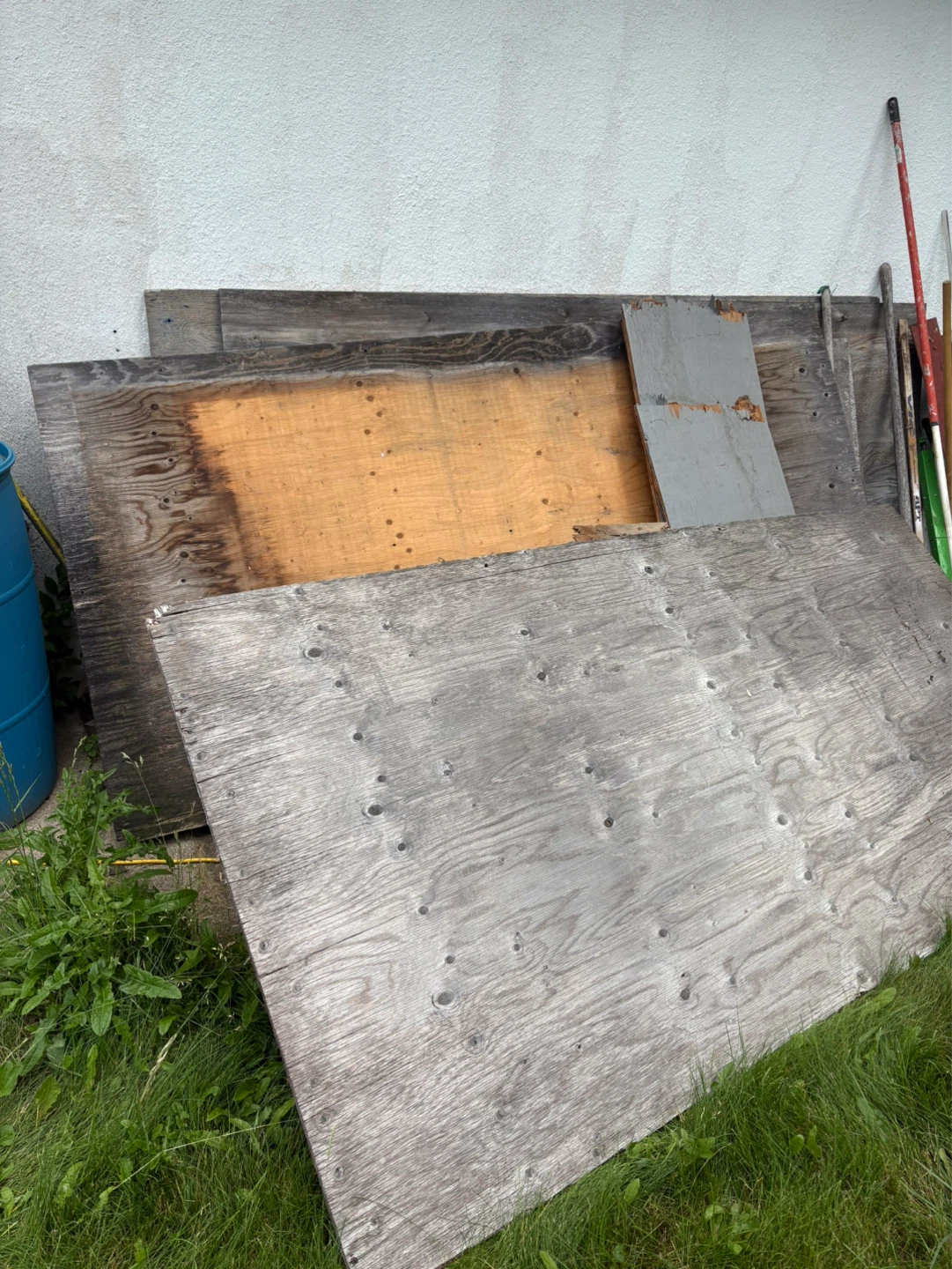 Assorted Plywood and Wood Scraps