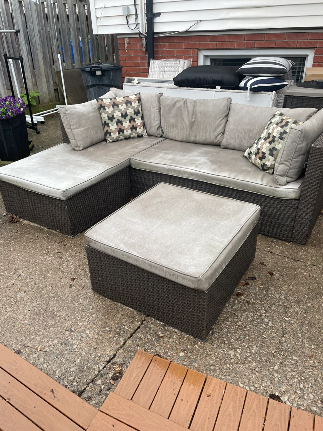 2patio sets