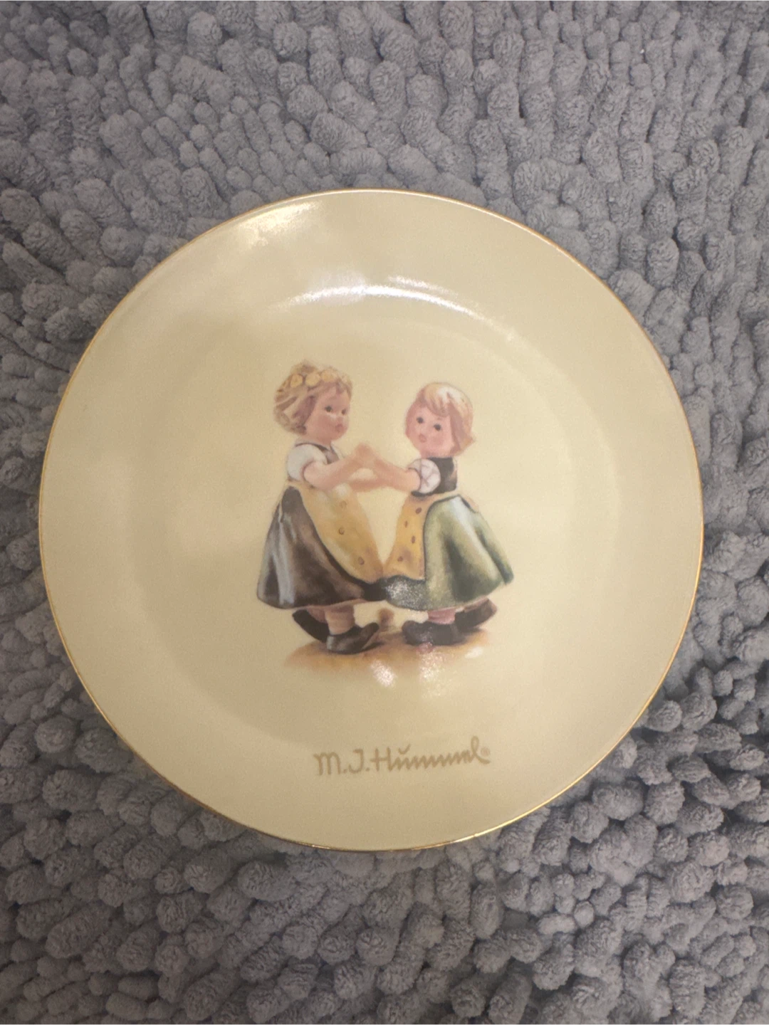 M.J. Hummel Spring Dance Collector Plate