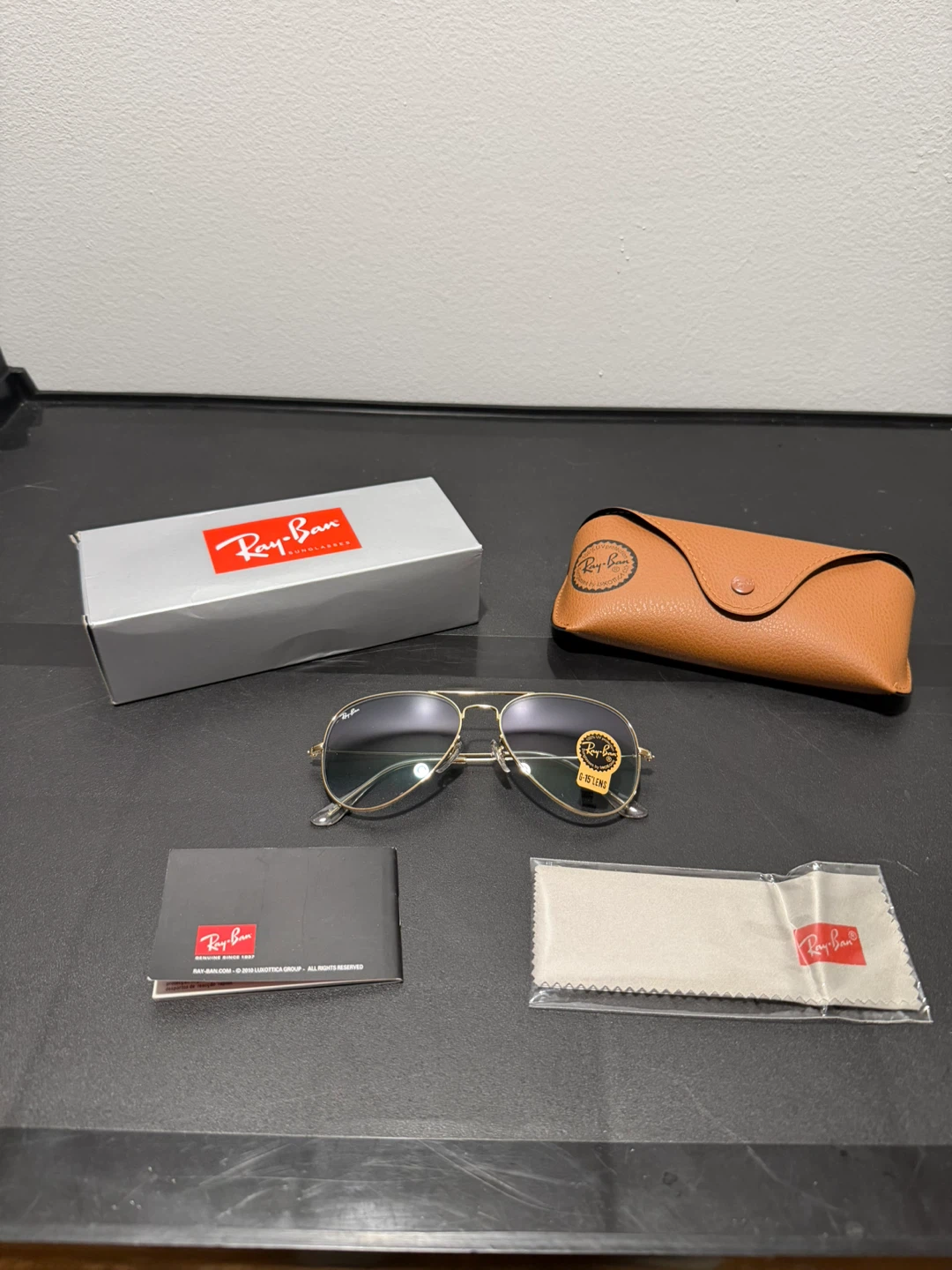 Ray-Ban Aviator Sunglasses Gold Frame Blue Gradient Lens G-15