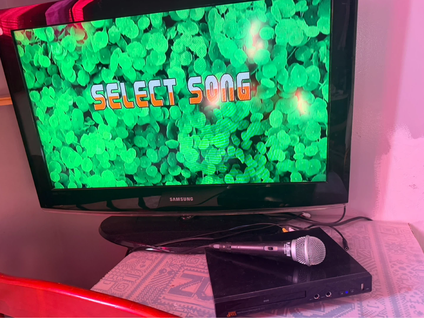 Samsung DVD Player with Platinum Microphone - photo 3