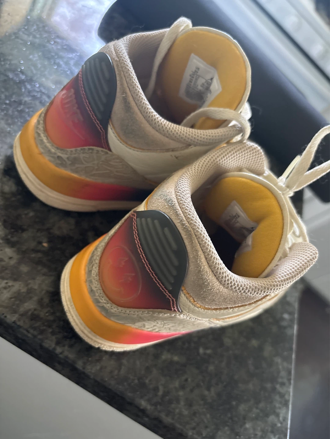 Jordan 3 retro  j. Balvin . Kids Shoes size 3