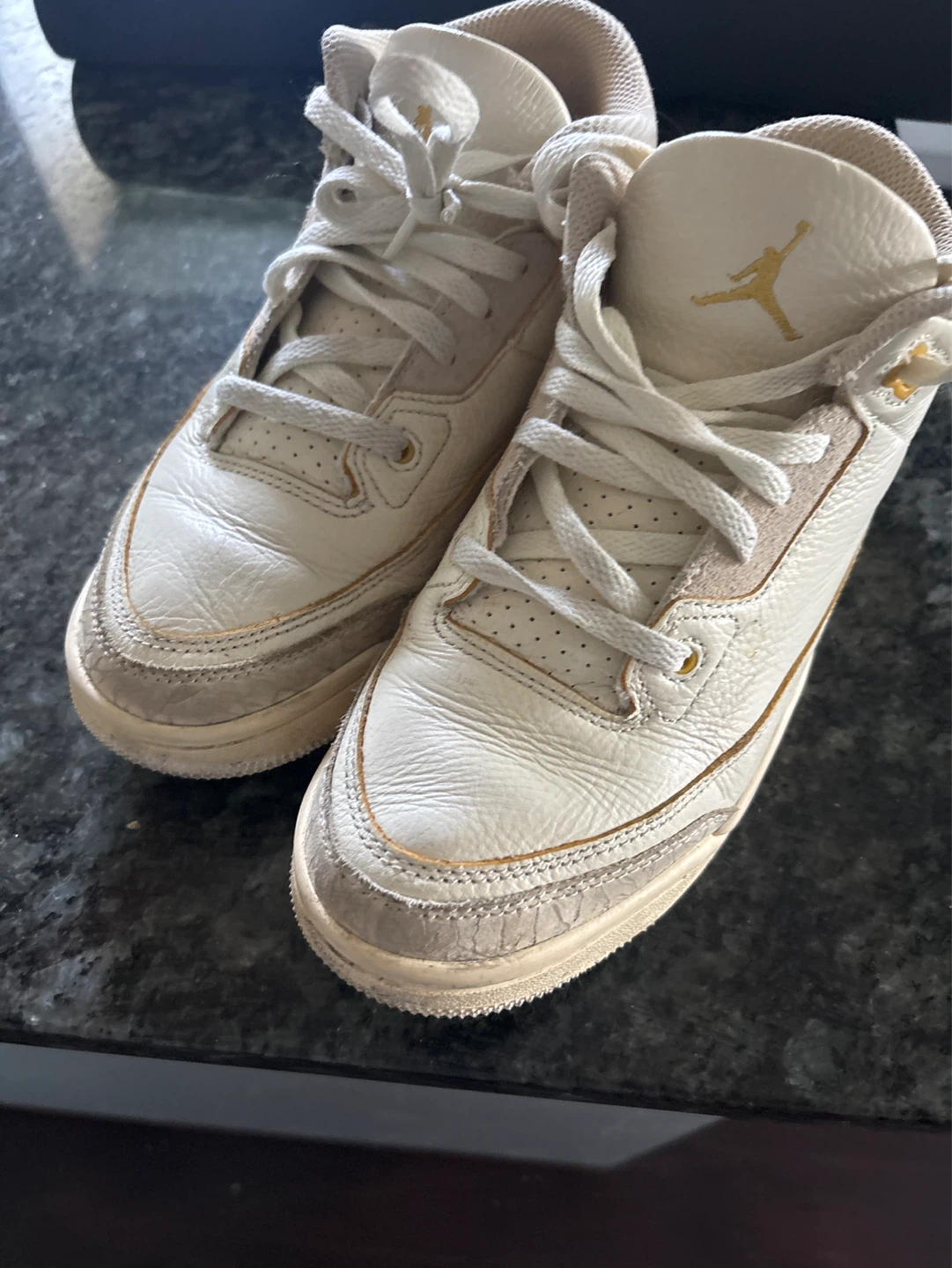 Jordan 3 retro  j. Balvin . Kids Shoes size 3 - photo 3