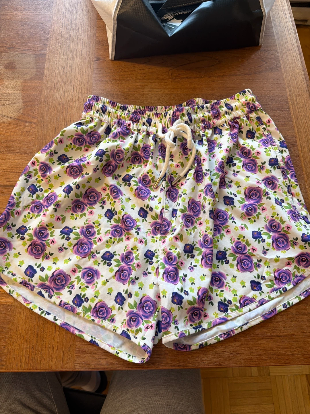 Caye Collection Floral Shorts - Size Medium