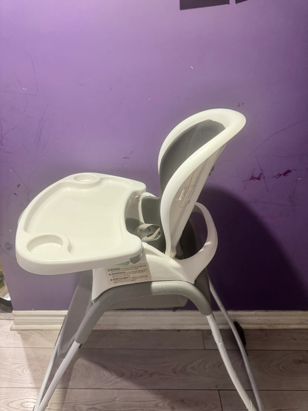 Baby High Chair with Removable Tray - photo 2