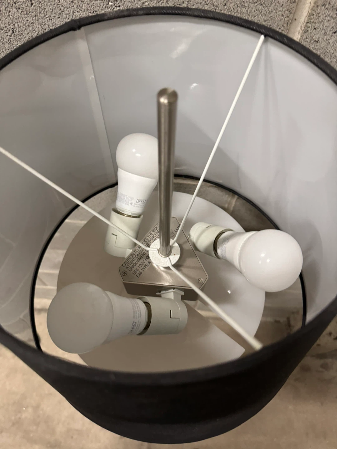 Beautiful perfect condition Floor Lamp 20$ cash - photo 5