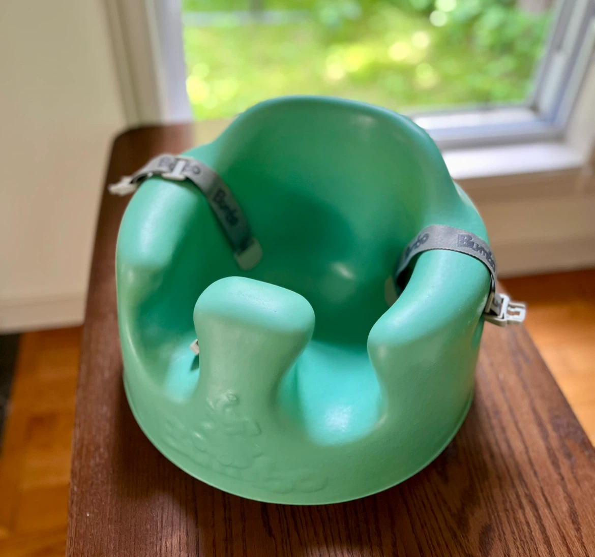 Bumbo Seat with Tray