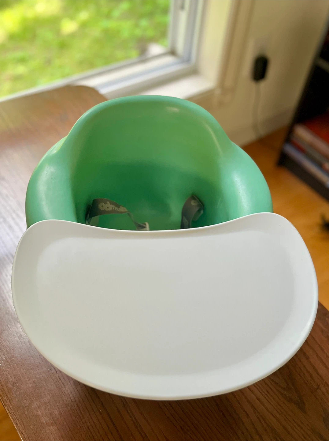 Bumbo Seat with Tray - photo 5