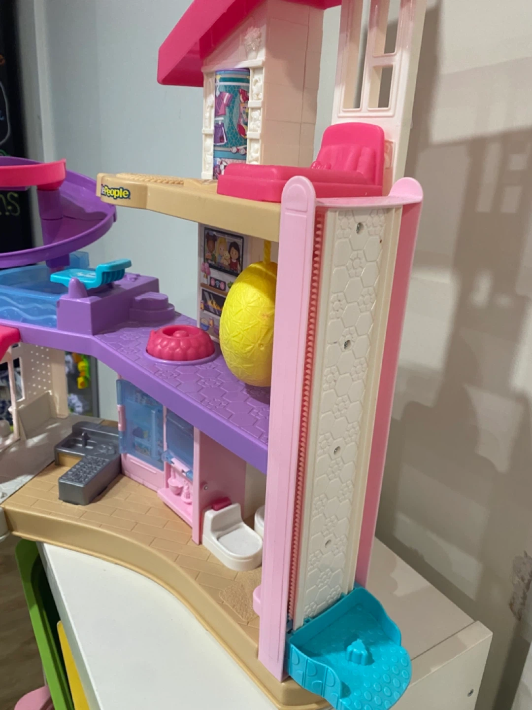 Little People barbie Dollhouse Playset - photo 2