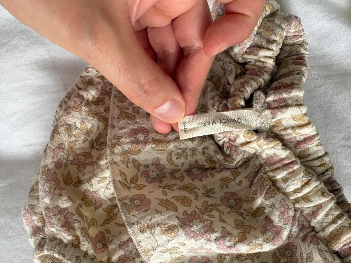 Quincy Mae Baby Clothes Set + Baby Swaddles - photo 4