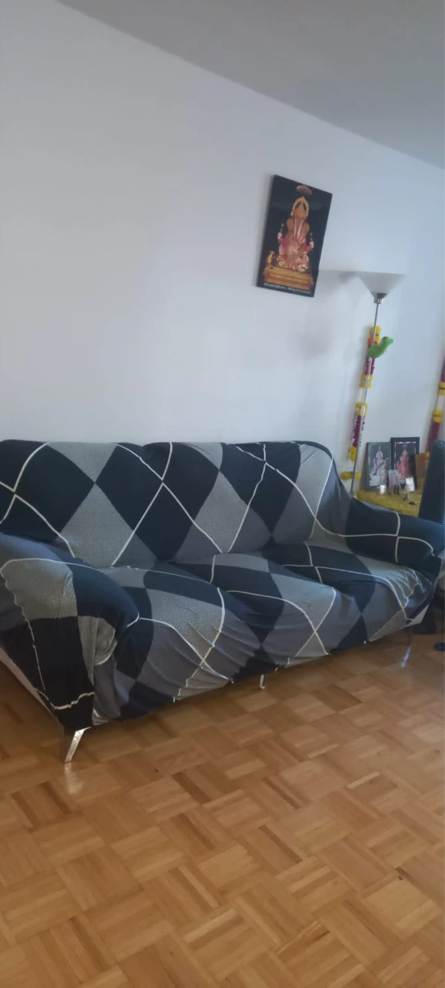 3 seater sofa in good condition