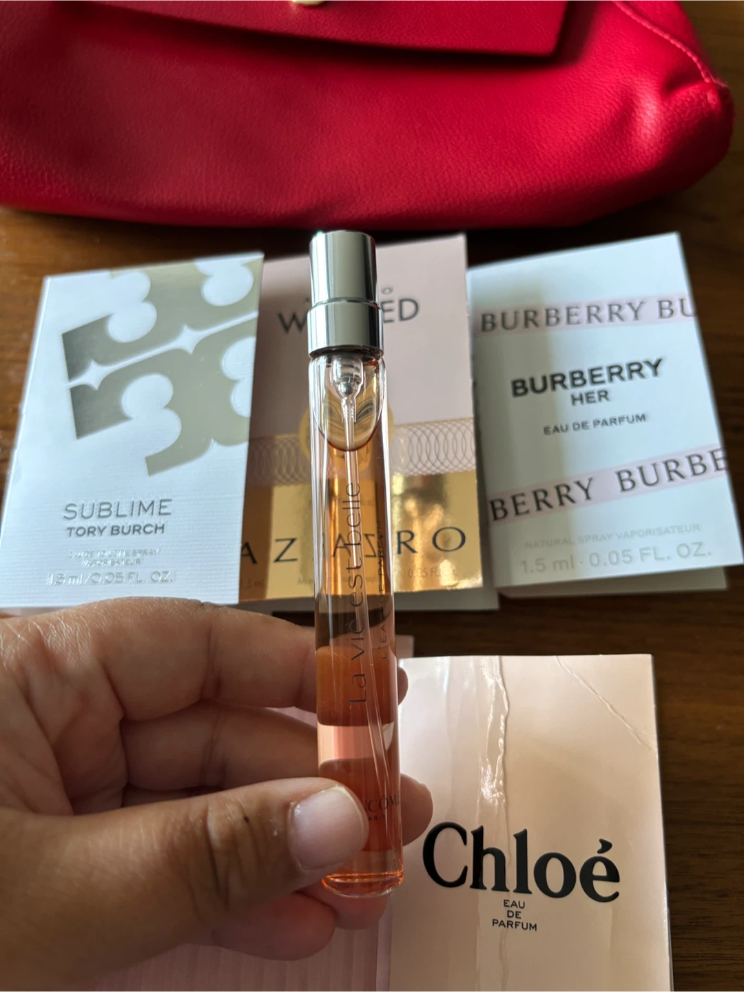 Women perfume set (Lancôme La Vie Est Belle 10ml & 5 samples) - photo 2