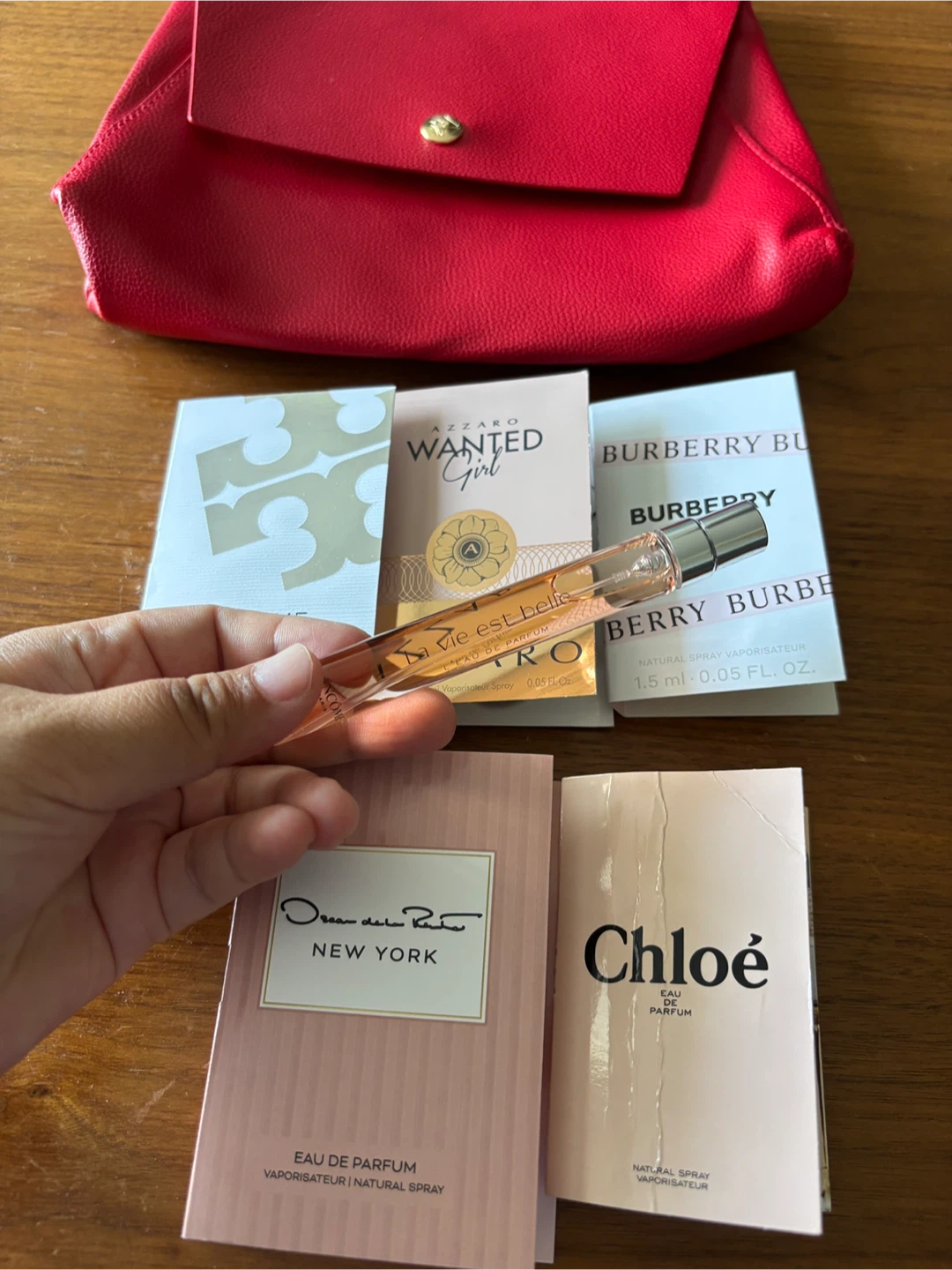 Women perfume set (Lancôme La Vie Est Belle 10ml & 5 samples) - photo 3