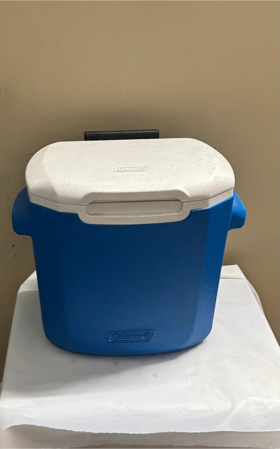 Coleman 16-Quart Performance Wheeled Cooler.20$cash - photo 3