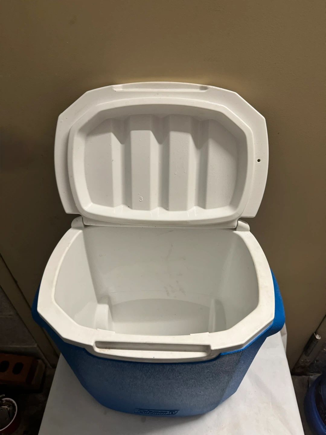 Coleman 16-Quart Performance Wheeled Cooler.20$cash - photo 4