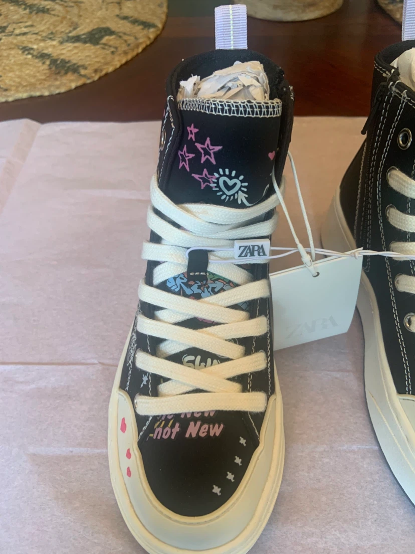 Children’s ZARA High Top Sneakers ! - photo 4