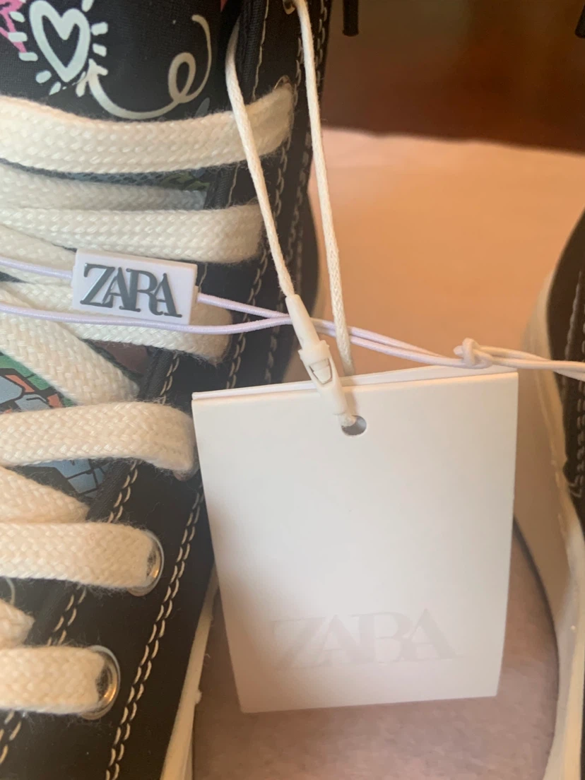 Children’s ZARA High Top Sneakers ! - photo 5