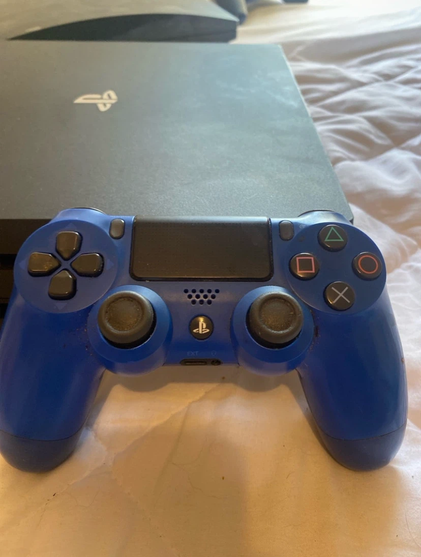 Sony PlayStation 4 Pro - photo 3