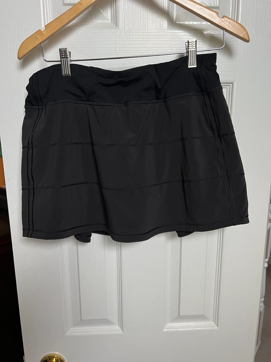 Lululemon pace rival Skirt size 8