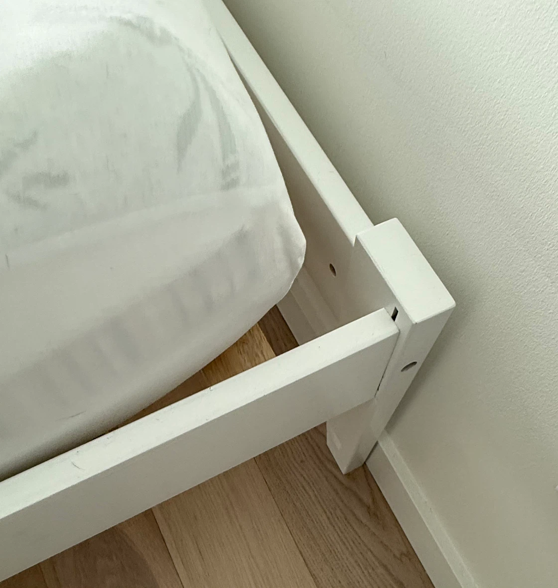 White Double Bed Frame w/trundle - photo 3