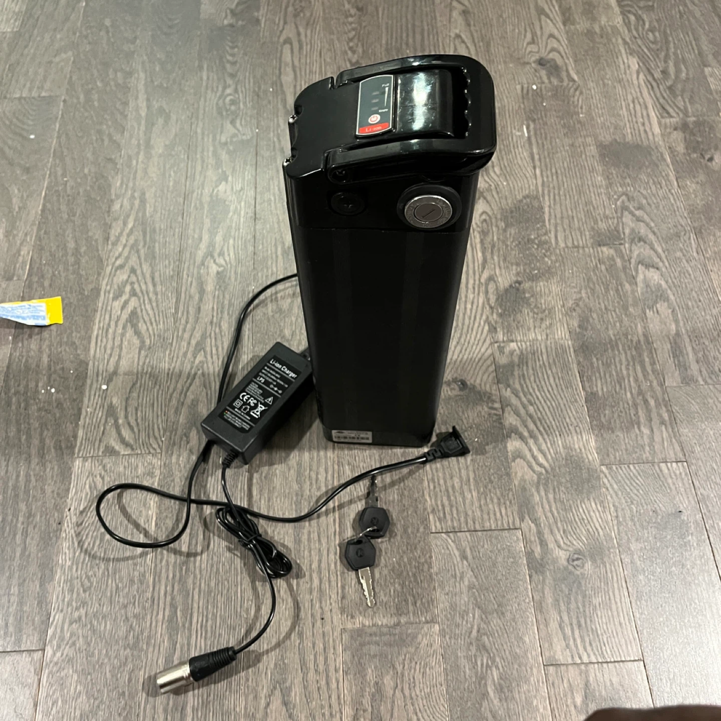 Electric Bike Battery 36v with Charger - photo 3